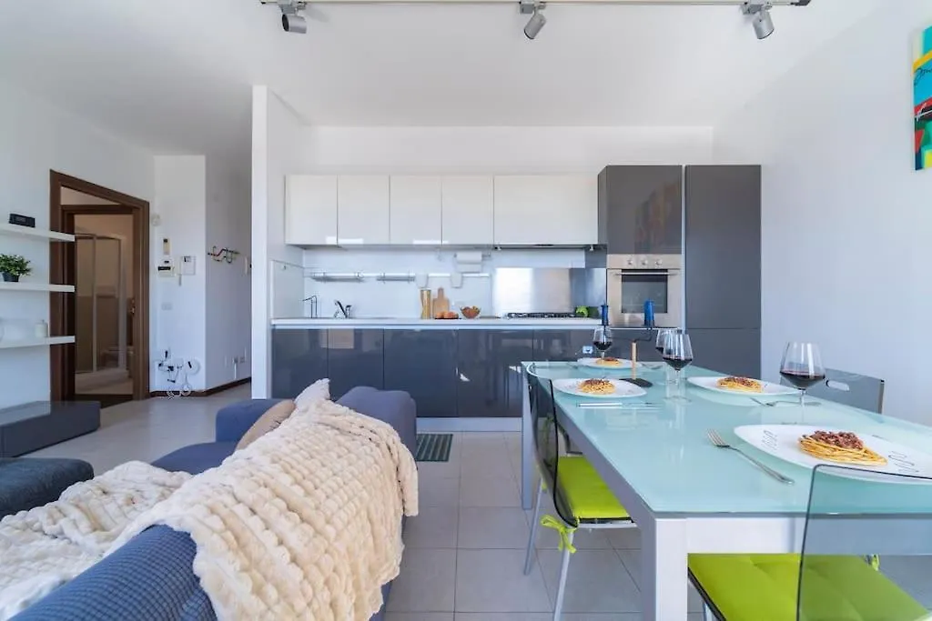 Apartment We Home - Certosa House - Milano Italy