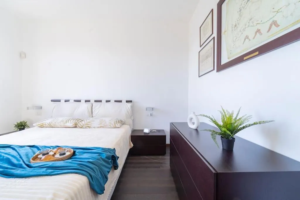 We Home - Certosa House - Milano 0*, 밀라노 이탈리아